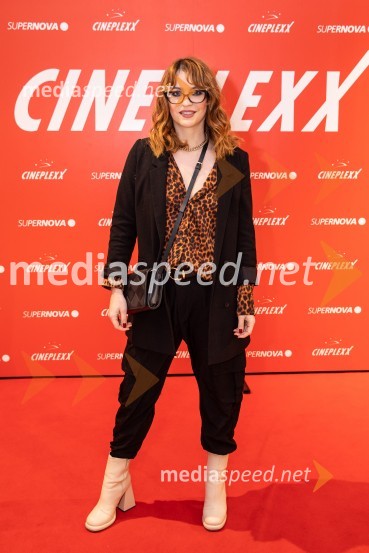  Zarja  Predin, stilistka in kostumografinjaDedek gre na jug premiera, Cineplexx Ljubljana