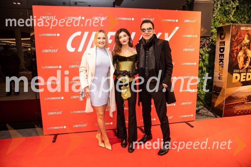  Tanja Ribič, igralka;  Zala Djurić, igralka;  Branko Djurić, igralecDedek gre na jug premiera, Cineplexx Ljubljana