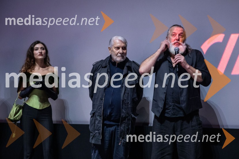  Zala Djurić, igralka;  Boris Cavazza, igralec;  Vinci Vogue Anžlovar, scenaristDedek gre na jug premiera, Cineplexx Ljubljana