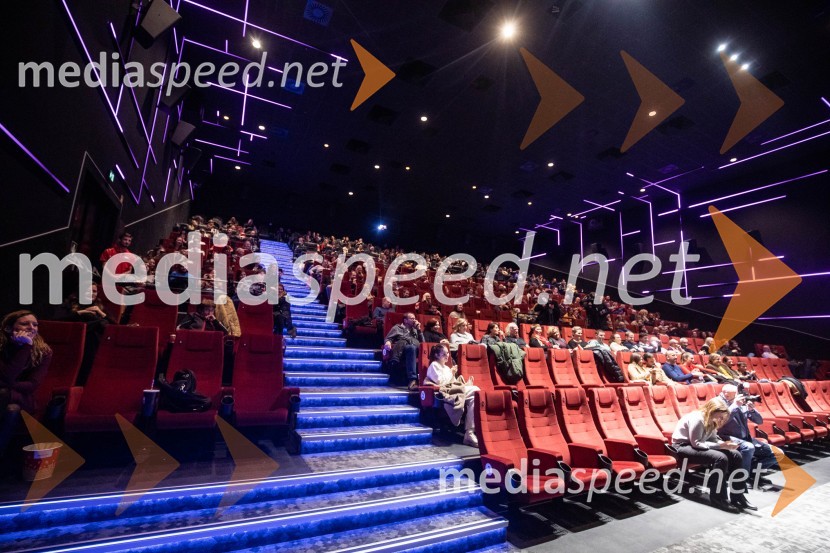 Dedek gre na jug premiera, Cineplexx Ljubljana