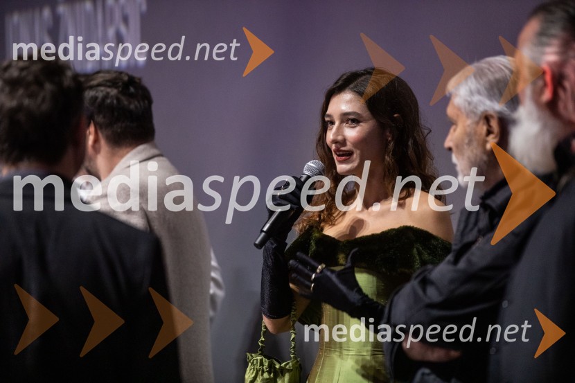  Zala Djurić, igralkaDedek gre na jug premiera, Cineplexx Ljubljana