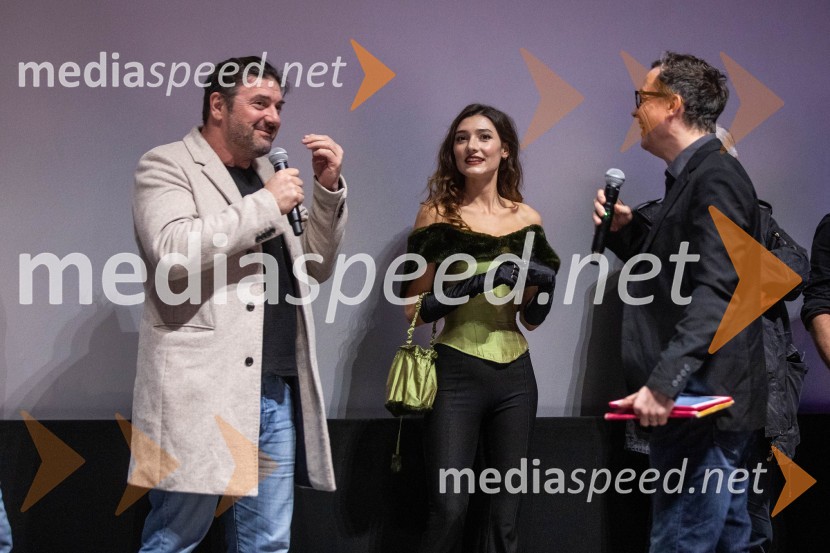  Goran  Navojec, igralec;  Zala Djurić, igralka;  Igor  Harb, prevajalec, filmski kritikDedek gre na jug premiera, Cineplexx Ljubljana