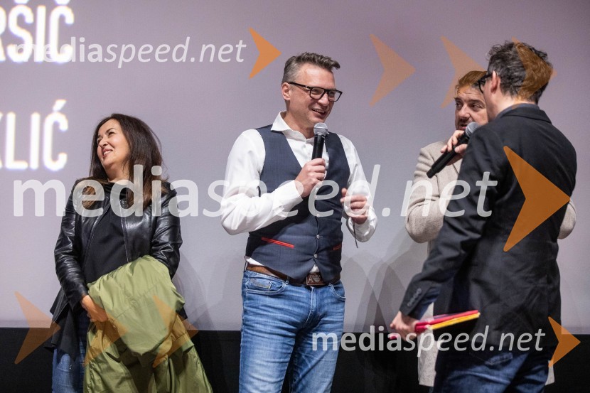  Ksenija Mišič, igralka;  Nenad Tokalić, igralec;  Goran  Navojec, igralec;  Igor  Harb, prevajalec, filmski kritikDedek gre na jug premiera, Cineplexx Ljubljana