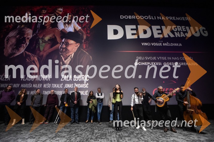  Zala Djurić, igralka;  Mišo Kontrec, pevec;  Jože Kontrec, Langa;  Dominik Kontrec, član skupine, Mlada LangaDedek gre na jug premiera, Cineplexx Ljubljana
