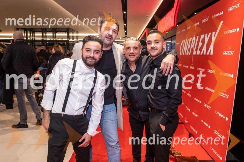  Mišo Kontrec, pevec;  Goran  Navojec, igralec;  Jože Kontrec, Langa;  Dominik Kontrec, član skupine, Mlada LangaDedek gre na jug premiera, Cineplexx Ljubljana