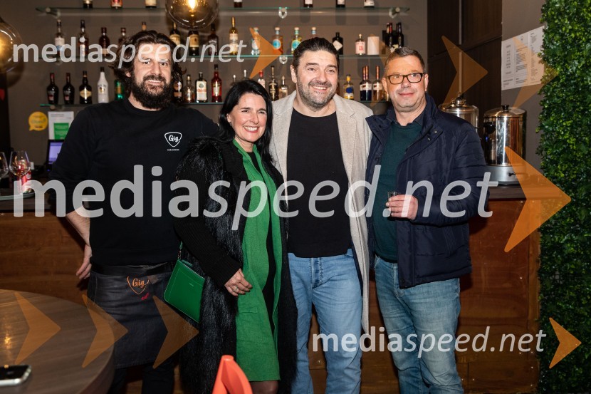  ... ;  ... ;  Goran  Navojec, igralec;  ... Dedek gre na jug premiera, Cineplexx Ljubljana