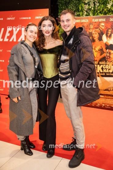  ... ;  Zala Djurić, igralka;  ... Dedek gre na jug premiera, Cineplexx Ljubljana