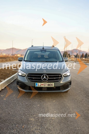Test Mercedes T