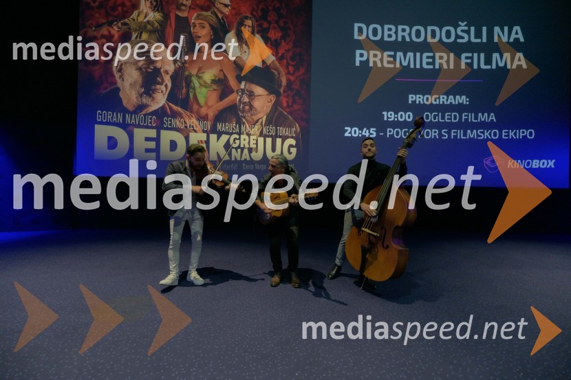  Miško Kontrec, član skupine, Mlada Langa;  Jože Kontrec, Langa;  Dominik Kontrec, član skupine, Mlada LangaPremiera filma Dedek gre na jug, Maribox