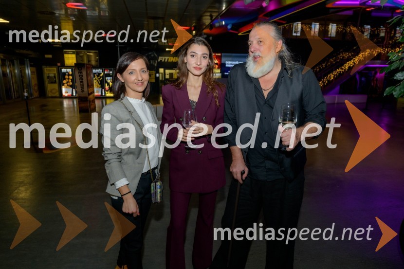  Jagoda Đorđević, Pepermint PR;  Zala Djurić, igralka;  Vinci Vogue Anžlovar, scenaristPremiera filma Dedek gre na jug, Maribox