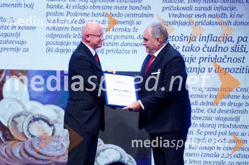  Karl Lipnik, novinar;  Bojan Budja, odgovorni urednik, DeloDelova osebnost leta 2022 je Marjan Pipenbaher
