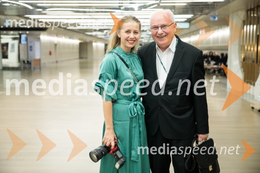  Darja Štravs Tisu, radijska voditeljica, glasbenica in fotografinja;  Janez Platiše, novinar in fotografGiselle, romantični balet v dveh dejanjih