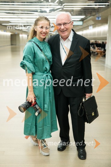  Darja Štravs Tisu, radijska voditeljica, glasbenica in fotografinja;  Janez Platiše, novinar in fotografGiselle, romantični balet v dveh dejanjih