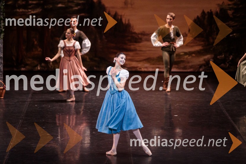  Anastasia Matvienko, baletna plesalkaGiselle, romantični balet v dveh dejanjih