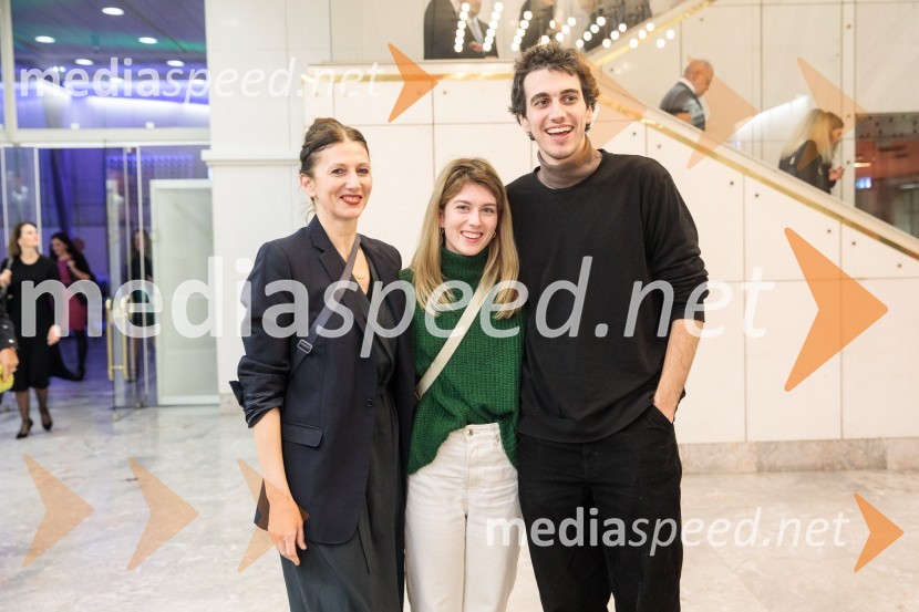  Sanja Nešković Peršin, balerina, nekdanji umetniški vodja SNG Opera in baleta Ljubljana ;  Mila Peršin, igralka;  Mak  Tepšić, igralecGiselle, romantični balet v dveh dejanjih