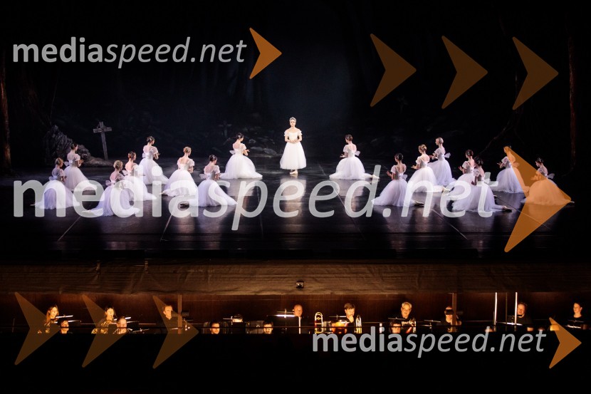  Tjaša Kmetec, balerinaGiselle, romantični balet v dveh dejanjih