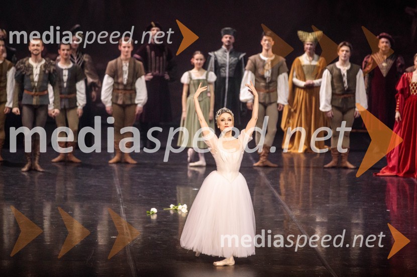  Tjaša Kmetec, balerinaGiselle, romantični balet v dveh dejanjih