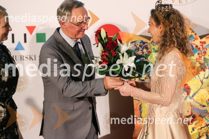  Janez Erjavec, direktor, Pomurski sejem, d.d., Gornja Radgona;  Maja Pečarič, Vinska kraljica Slovenije 2023Vinska kraljica Slovenije 2023 je Maja Pečarič