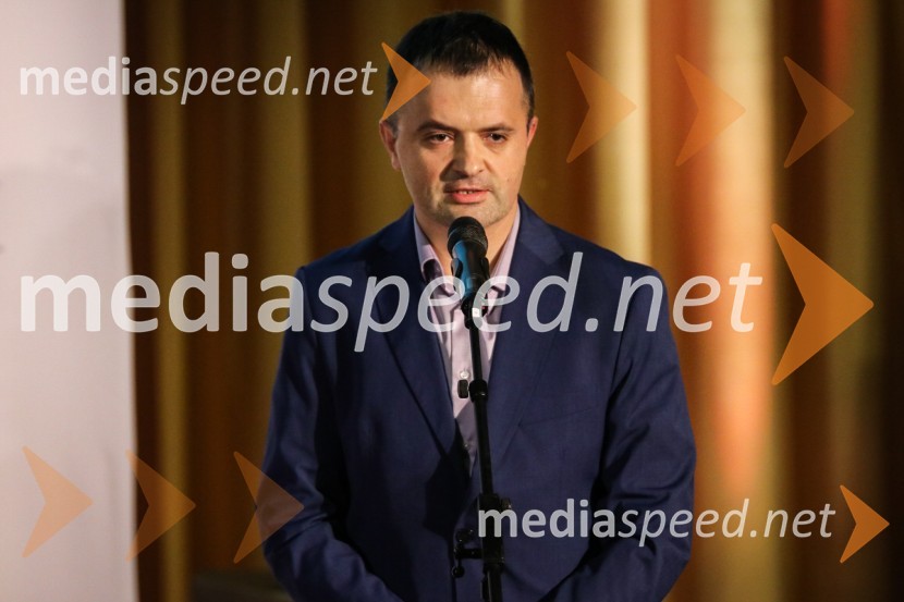  Mitja Škrabl, Steklarna Rogaška SlatinaVinska kraljica Slovenije 2023 je Maja Pečarič