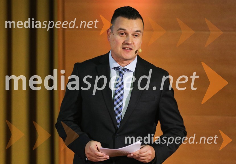  Andrej Mernik, Radio MaxiVinska kraljica Slovenije 2023 je Maja Pečarič