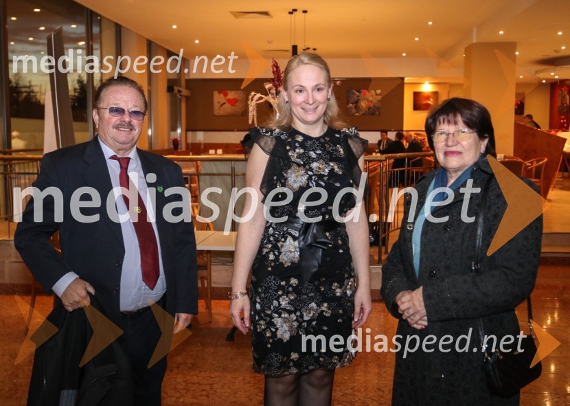  ... ; mag. Tjaša Kos, vinogradništvo Kos, Vinska kraljica Slovenije 2002;  ... Vinska kraljica Slovenije 2023 je Maja Pečarič