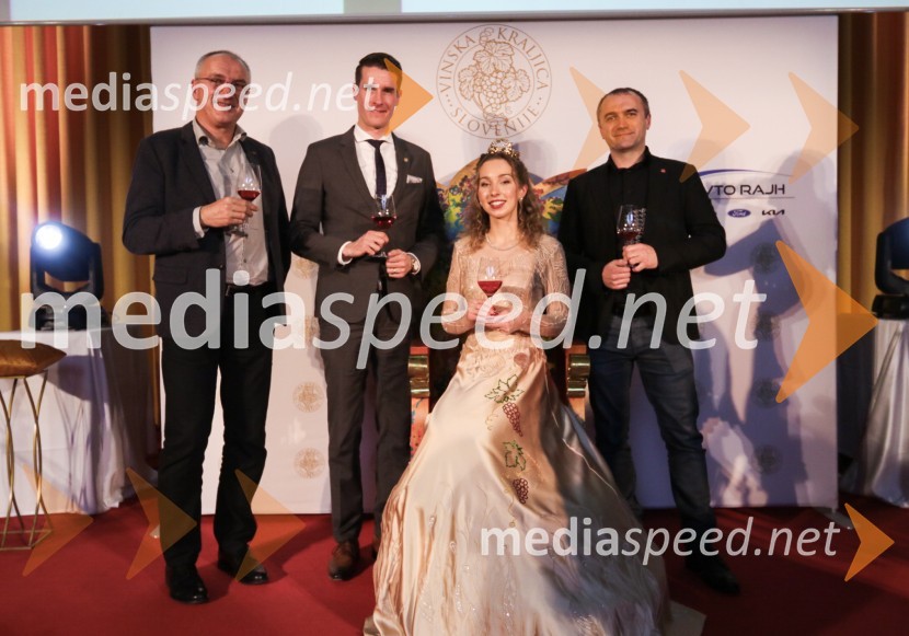  ... ;  Janez Černe, podžupan Mestne občine Kranj;  Maja Pečarič, Vinska kraljica Slovenije 2023;  Klemen Malovrh, direktor, Zavod za turizem KranjVinska kraljica Slovenije 2023 je Maja Pečarič