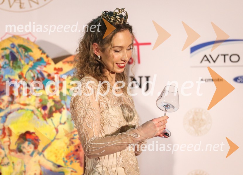  Maja Pečarič, Vinska kraljica Slovenije 2023Vinska kraljica Slovenije 2023 je Maja Pečarič