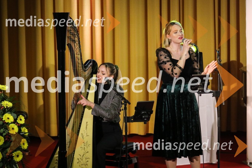  Julija Veleski Kores, De Liri;  Zala Kores, De LiriVinska kraljica Slovenije 2023 je Maja Pečarič