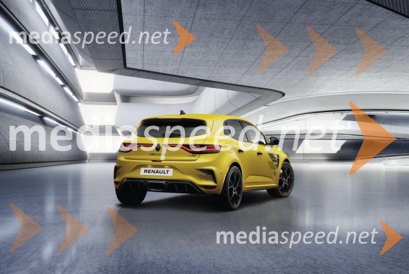 Megane R.S. Ultime, omejena izdaja v počastitev paradnega konja modela v zgodovini podjetja Renault Sport