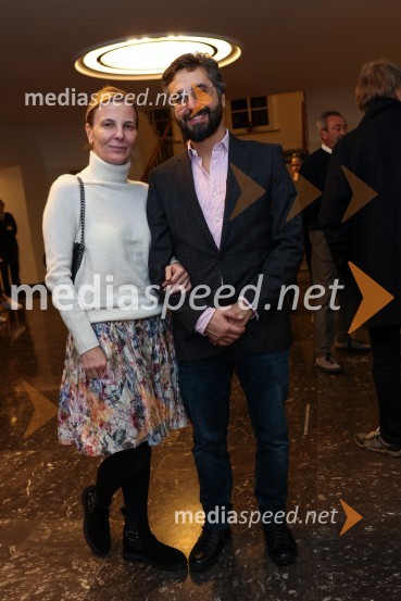  Marija Dragović;  Tine Kračun, direktor Inštituta za strateške rešitveOblast teme, premiera drame v SLG Celje