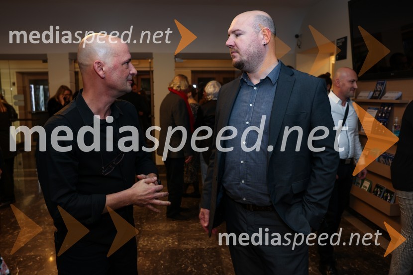  Miha Golob, upravnik in umetniški vodja, SLG Celje;  Miha Lamut, poslanec, Gibanje SvobodaOblast teme, premiera drame v SLG Celje