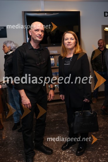  Miha Golob, upravnik in umetniški vodja, SLG Celje;  Petra Škofic, vodja kabineta predsednika Vlade Republike SlovenijeOblast teme, premiera drame v SLG Celje