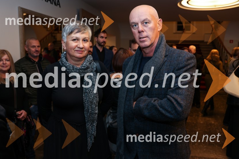  Andreja Podlesnik;  Zdenko Podlesnik, direktor CBH d.o.o.Oblast teme, premiera drame v SLG Celje