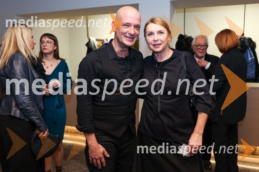  Miha Golob, upravnik in umetniški vodja, SLG Celje;  Darja Reichman, igralkaOblast teme, premiera drame v SLG Celje