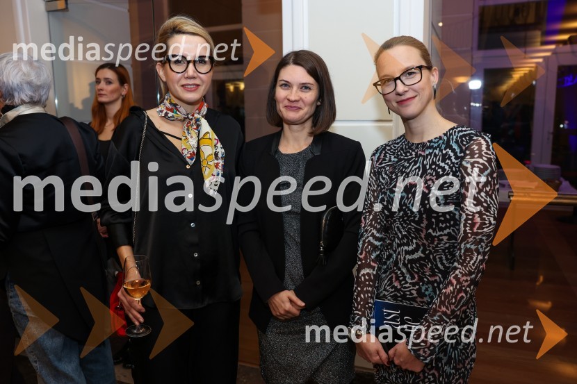  Natalija Cvetko, Mediaspeed d.o.o.;  Milana Simonič, marketing SNG Drama Ljubljana;  Barbara Petrovič, vodja marketinga in odnosov za javnostmi SLG CeljeOblast teme, premiera drame v SLG Celje