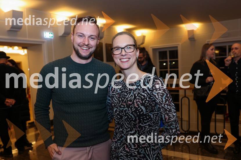  Nejc Kovačič, vodja službe za komuniciranje Muzeja in galerij mesta Ljubljane;  Barbara Petrovič, vodja marketinga in odnosov za javnostmi SLG CeljeOblast teme, premiera drame v SLG Celje