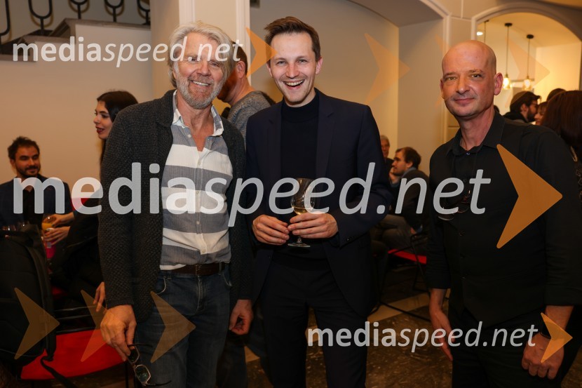  Branko Završan, igralec;  Matija Kovač, župan, MO Celje;  Miha Golob, upravnik in umetniški vodja, SLG CeljeOblast teme, premiera drame v SLG Celje