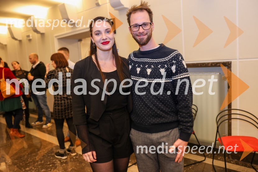  Maša Grošelj, igralka;  ... Oblast teme, premiera drame v SLG Celje