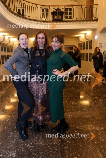  Lučka Počkaj, igralka;  Barbara Medvešček, igralka;  Eva Stražar, igralkaOblast teme, premiera drame v SLG Celje