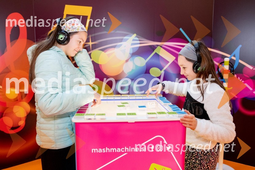 Glasbeno doživetje za otroke v Citycentru Celje: Kreativna glasbena igralnica – inštrumentalnica NA GLAS