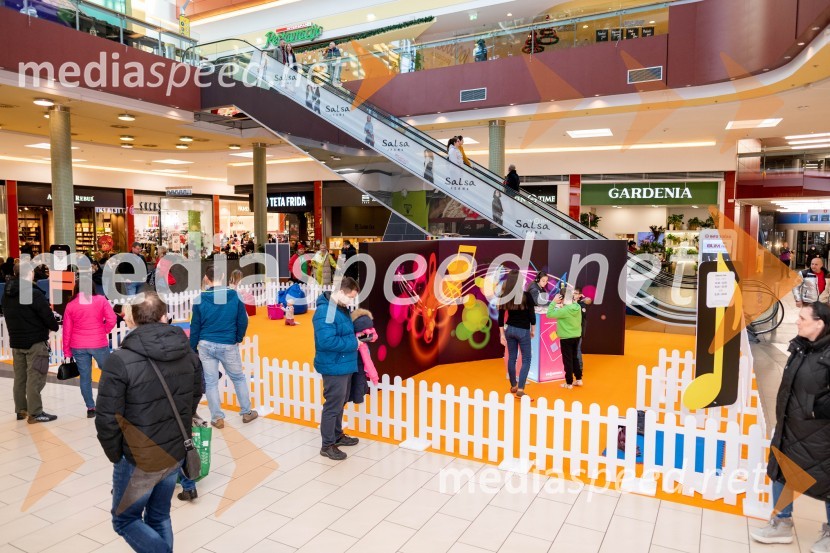 Glasbeno doživetje za otroke v Citycentru Celje: Kreativna glasbena igralnica – inštrumentalnica NA GLAS