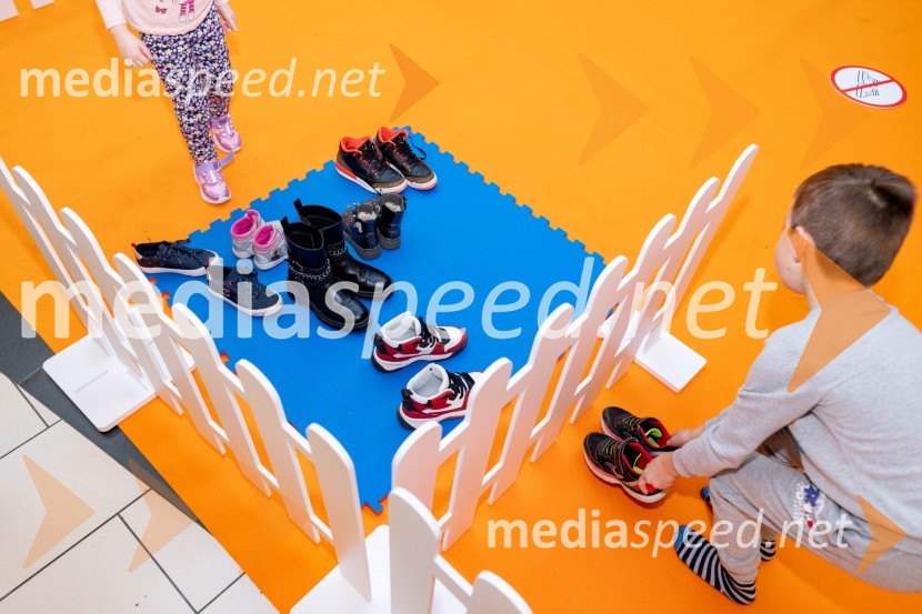 Glasbeno doživetje za otroke v Citycentru Celje: Kreativna glasbena igralnica – inštrumentalnica NA GLAS