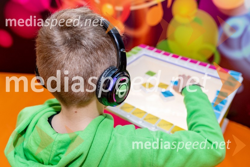 Glasbeno doživetje za otroke v Citycentru Celje: Kreativna glasbena igralnica – inštrumentalnica NA GLAS