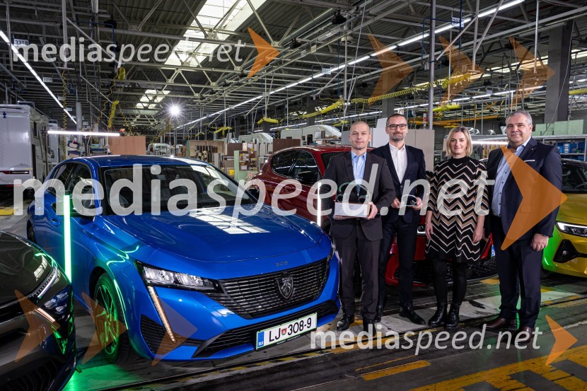  Adam Kavšek, direktor znamke Peugeot, P Automobil Import;  Gregor Draksler,  direktor marketinga, P Automobil Import ;  Barbara Kmet, vodja komunikacij in dogodkov, P Automobil Import;  Jožko  Tomšič, generalni direktor P Automobil Import d.o.oPeugeot 308 je slovenski avto leta 2023