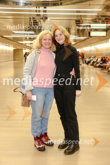 mag. Tina Kosi, vršilka dolžnosti direktorja, Urad Republike Slovenije za mladino;  ... Muzikal Figarova svatba II. gimnazije Maribor v Cankarjevem domu