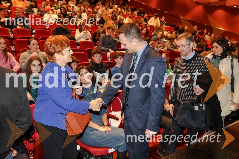 prof. dr.  Danica  Purg,  direktorica IEDC Poslovna šola Bled;  Marko Jagodič, ravnatelj, II. gimnazija MariborMuzikal Figarova svatba II. gimnazije Maribor v Cankarjevem domu