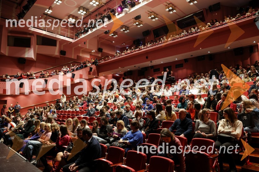 Muzikal Figarova svatba II. gimnazije Maribor v Cankarjevem domu