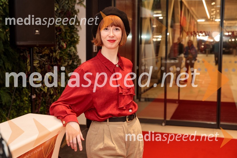  Urša Lesar, plesalkaBabilon, premiera v Cineplexx Ljubljana