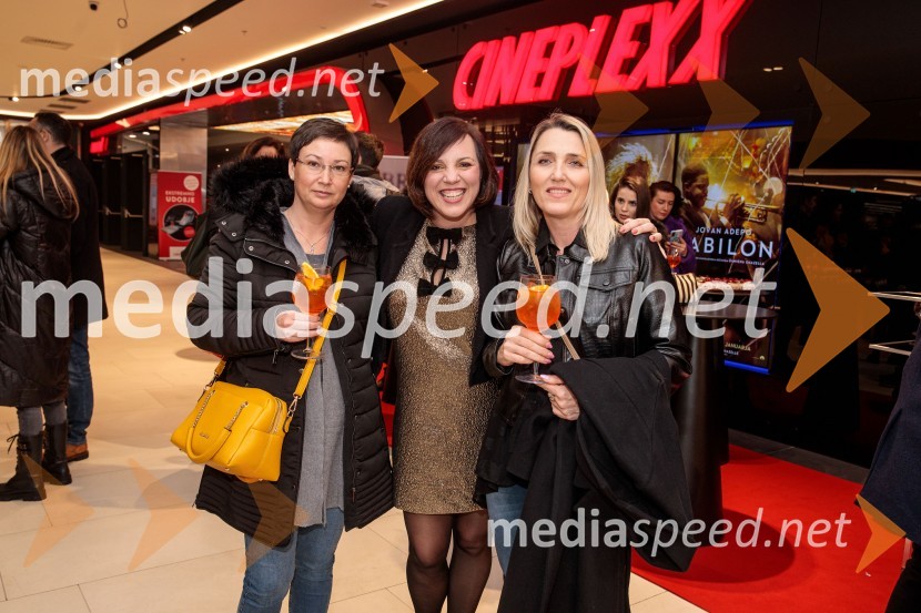  Tina Škerjanec Briški, Hyundai;  Petra Košir, oglasno trženje edicij GLOSS;  Dijana Pajnkihar, vodja marketinga, Hyundai Avto TradeBabilon, premiera v Cineplexx Ljubljana