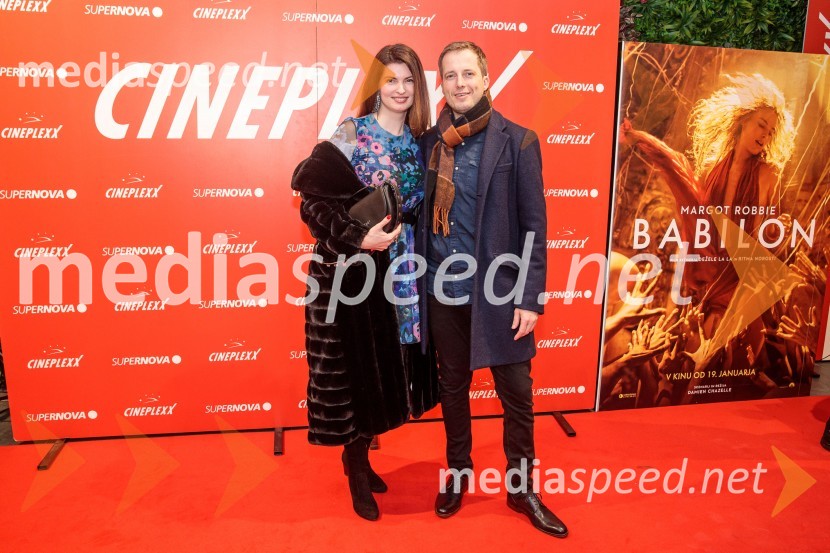  Erika Mohorič;  Dominik Bagola, glasbenik, skupina BalladeroBabilon, premiera v Cineplexx Ljubljana